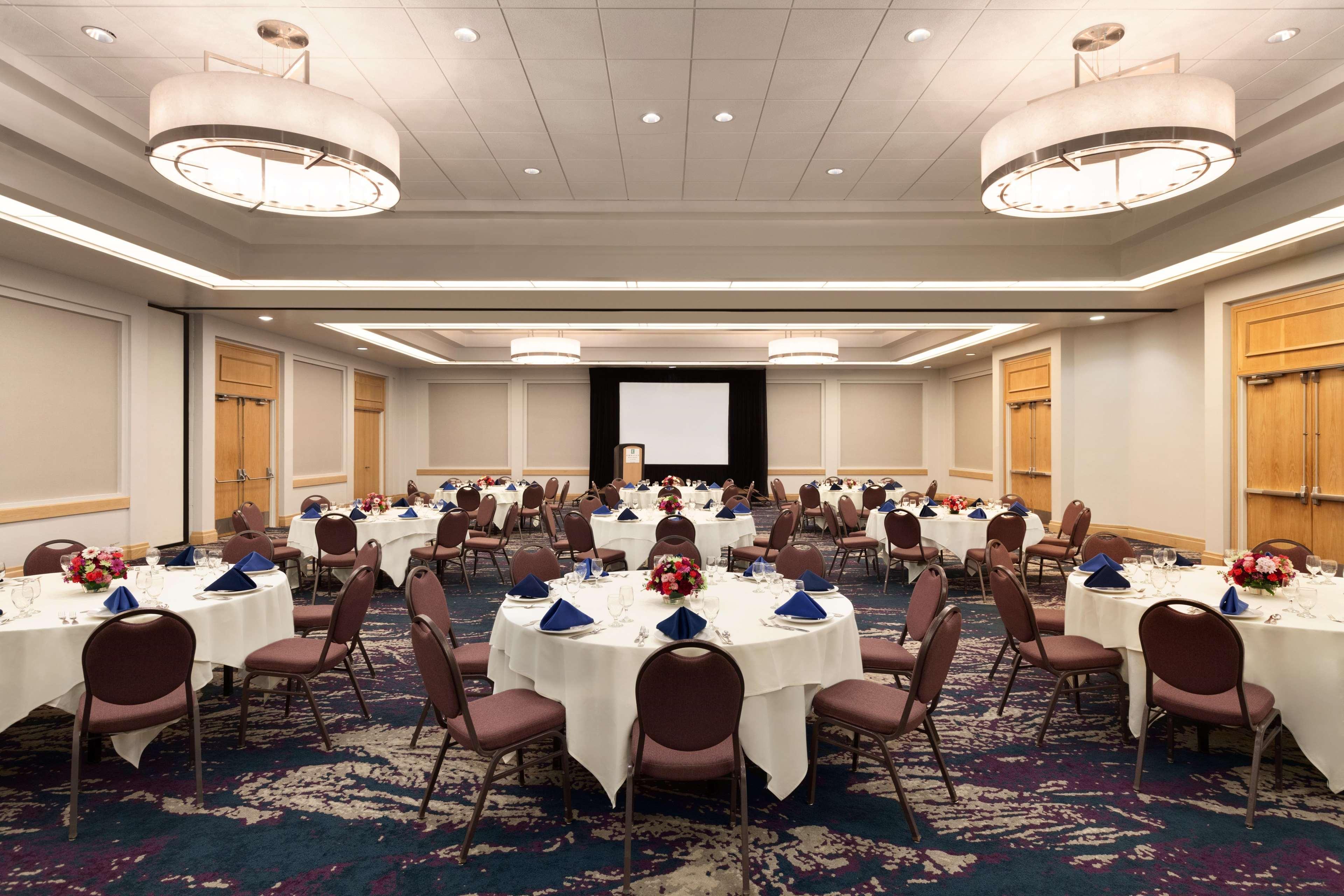 Embassy Suites San Luis Obispo Esterno foto