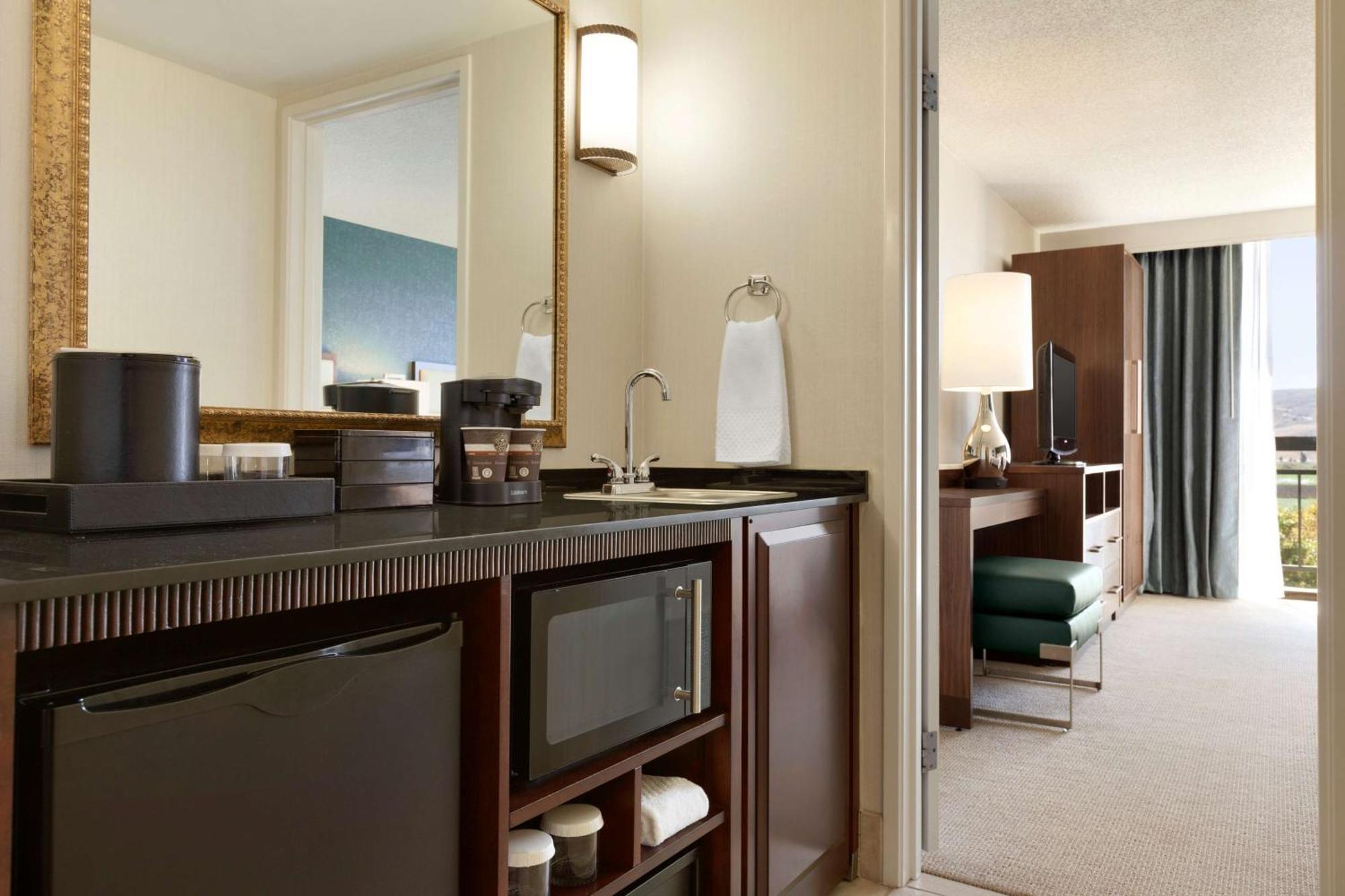 Embassy Suites San Luis Obispo Esterno foto